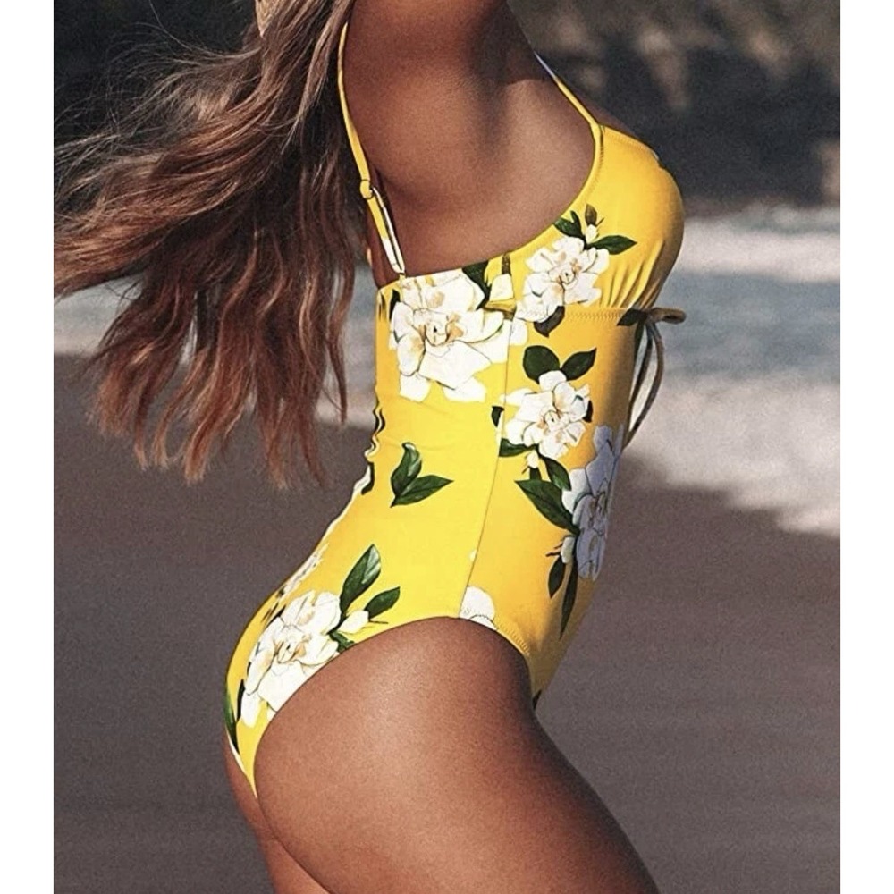 Cupshe Yellow One Piece Swimwear Bathing Suit Floral Women 1XL NWT - Picture 2 of 10
